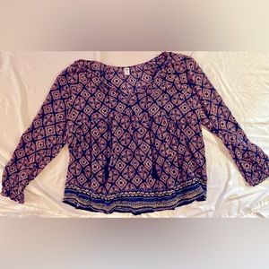 Woman’s Blouse